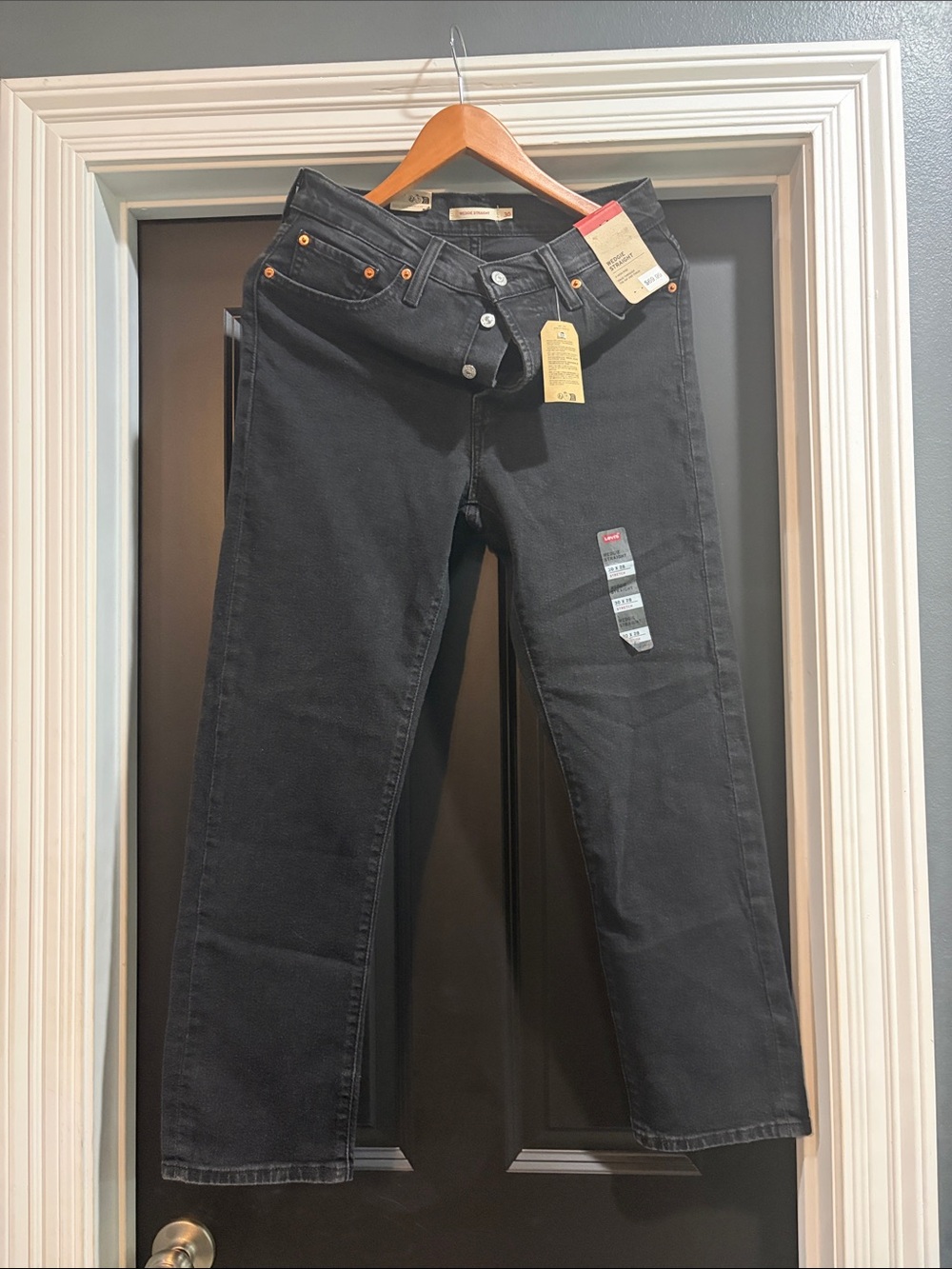 Levi's Black Straight-Leg Women's Jeans